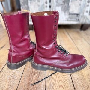 Dr Martens cherry red 14 hole